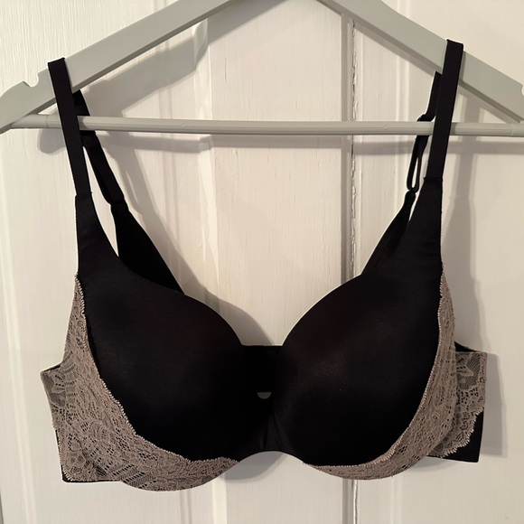Victoria’s Secret Lined Demi Bra size 36c - Picture 3 of 6